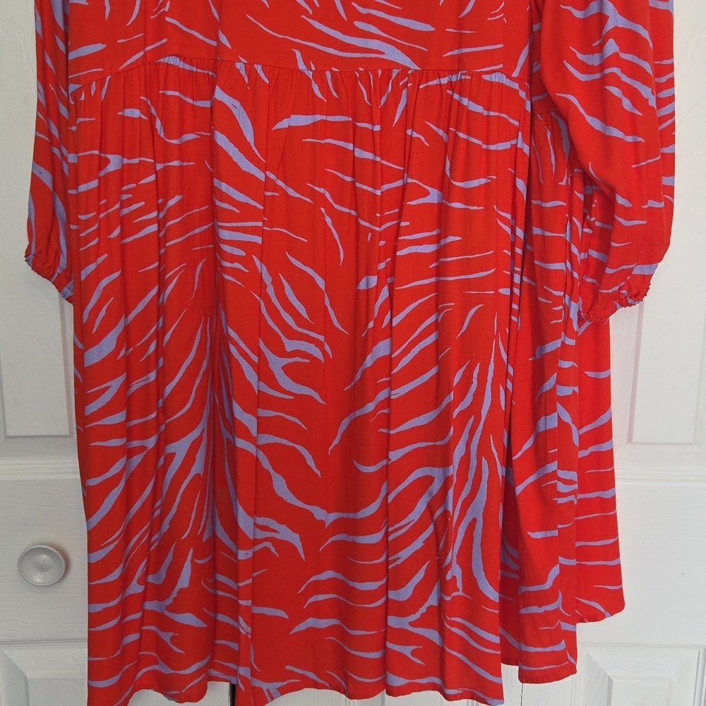 Stylish Red and Blue Zebra Print Dress - Picture 6 of 6